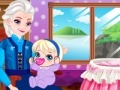 Spiel Grandma Elsa сares baby