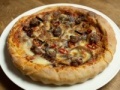 Spiel Deep pan mushroom, cheese pizza