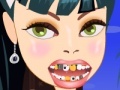Spiel Teen Girl at Dentist